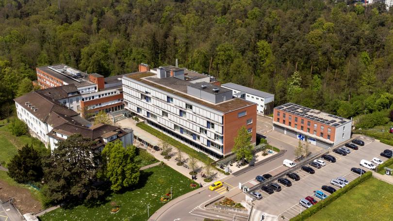 Drohnenaufnahme des Spitals Bülach