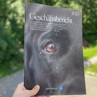Titelseite des Geschäftsberichts 2023 des Spitals Bülach